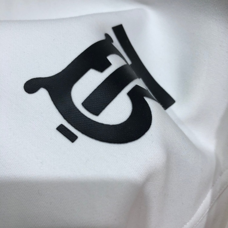 Sweaters Bbr Logo Nho Goc Phai Ni Da Ca