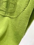 Sweters Len Thung Bbr Logo To Truoc Nguc In Noi
