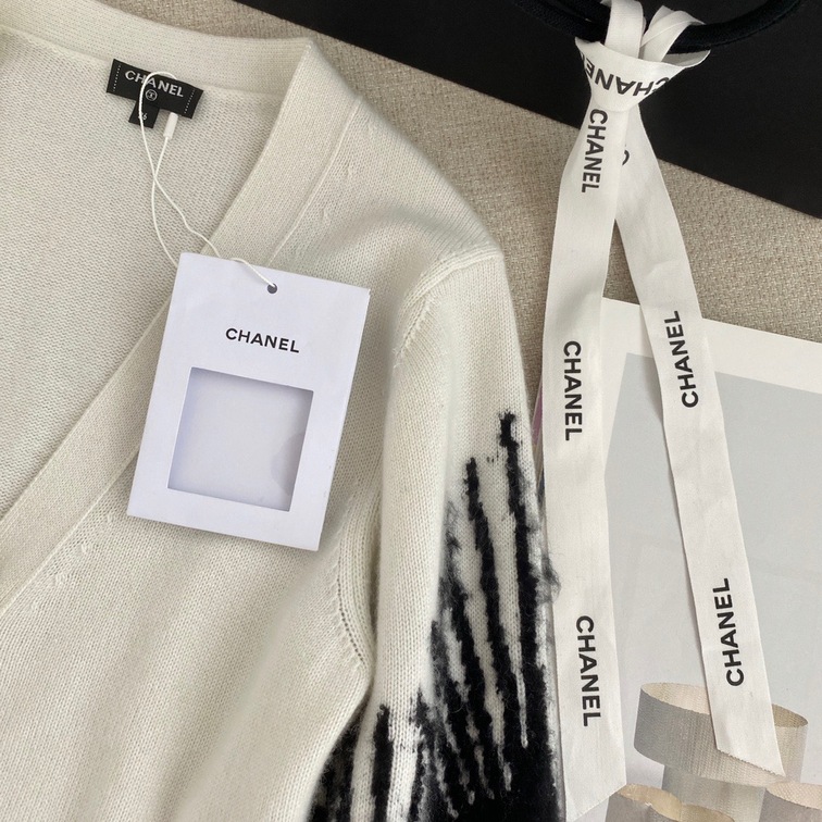 Chanel Cardigan Hand Flower Ss2022
