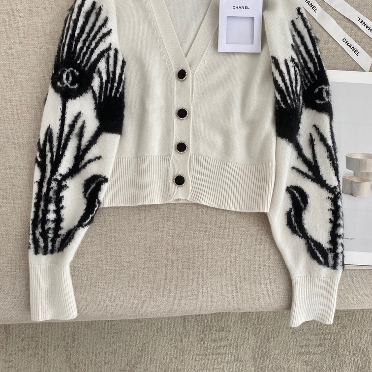 Chanel Cardigan Hand Flower Ss2022