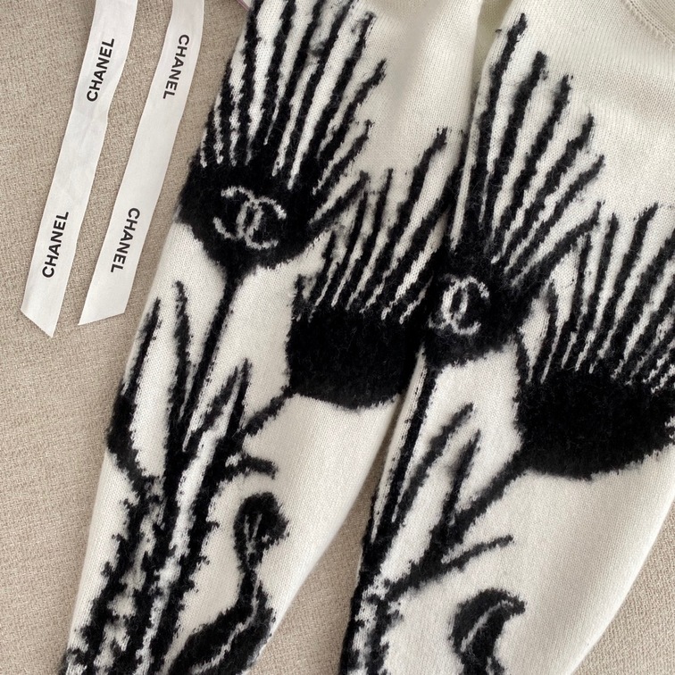 Chanel Cardigan Hand Flower Ss2022