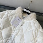 Phao Chanel Co Long Cuu Ss2022