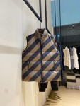 Phao Khoet Tay Fendi Ss2022