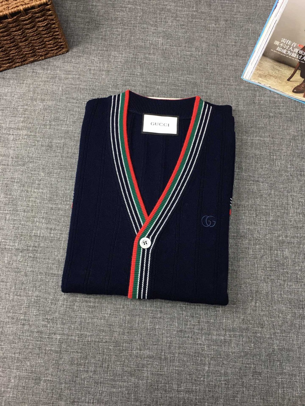 Cardigan Gucci Co Vien 3 Mau Cotton
