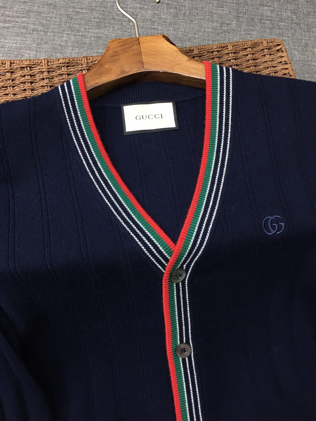 Cardigan Gucci Co Vien 3 Mau Cotton
