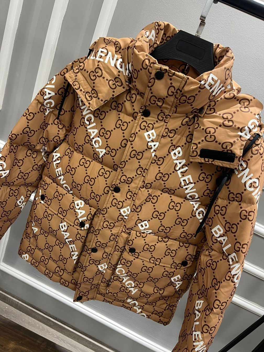 Phao Guccixbalen Ss2022