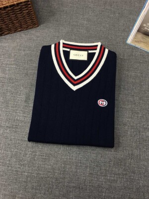 Sweaters Len Gucci Co V