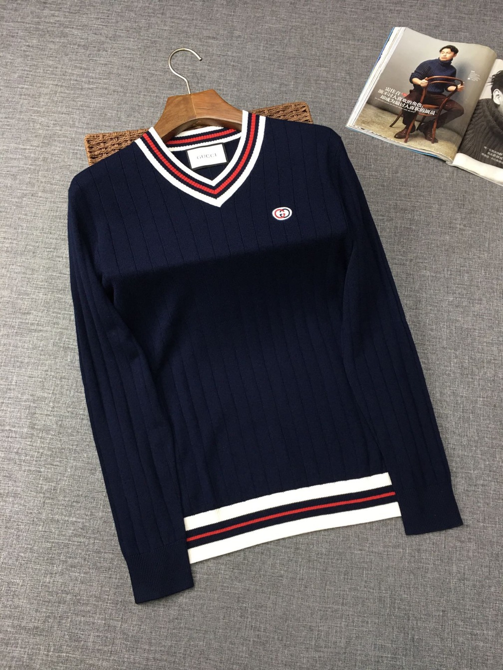 Sweaters Len Gucci Co V