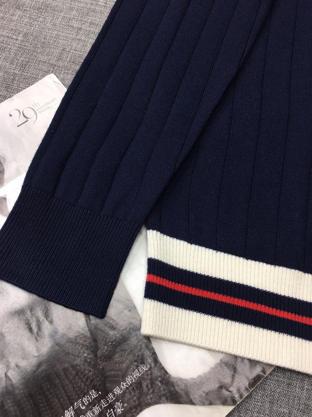 Sweaters Len Gucci Co V