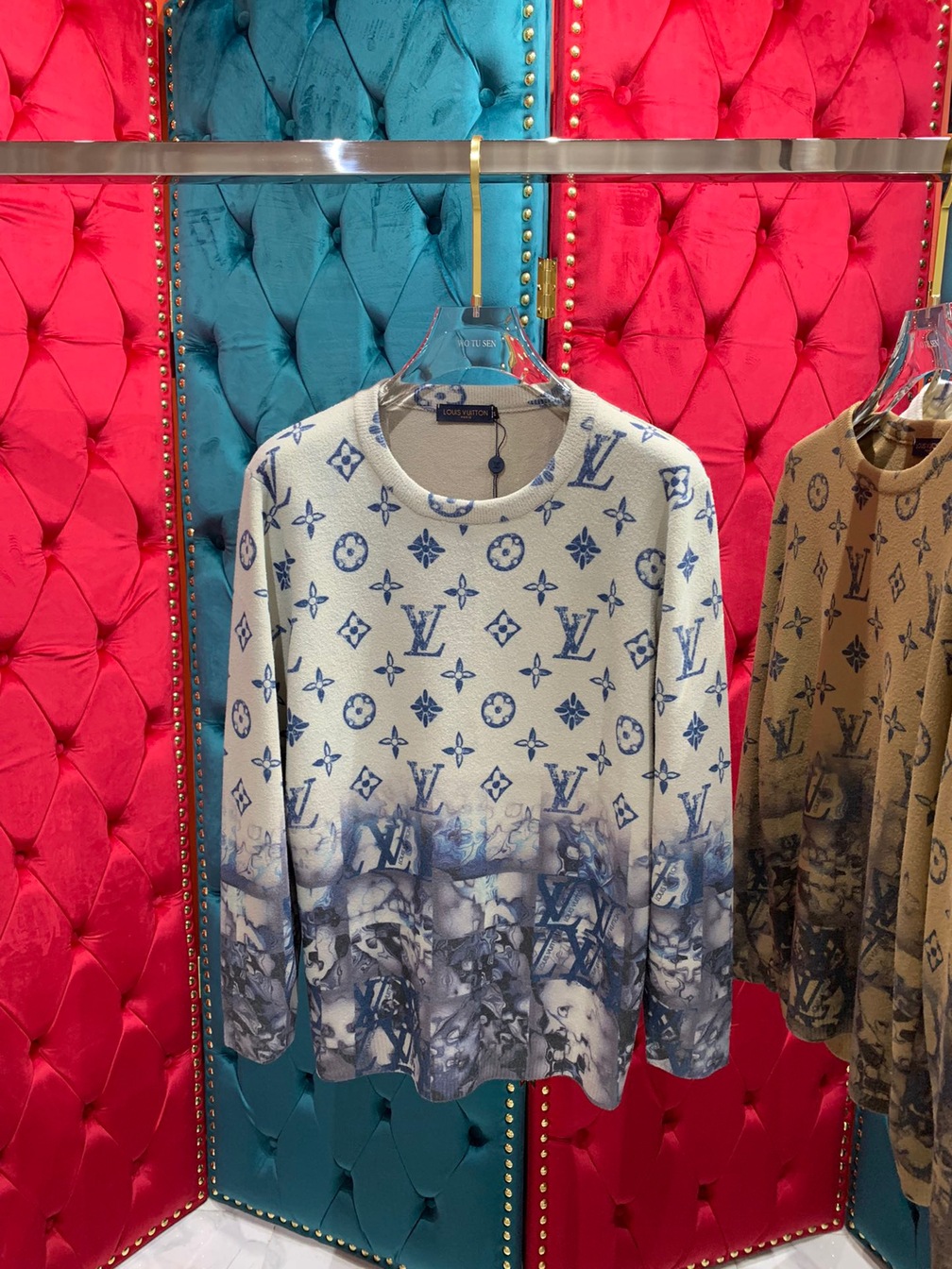 Sweaters Len Lv Hoa Tiet Chu Xanh