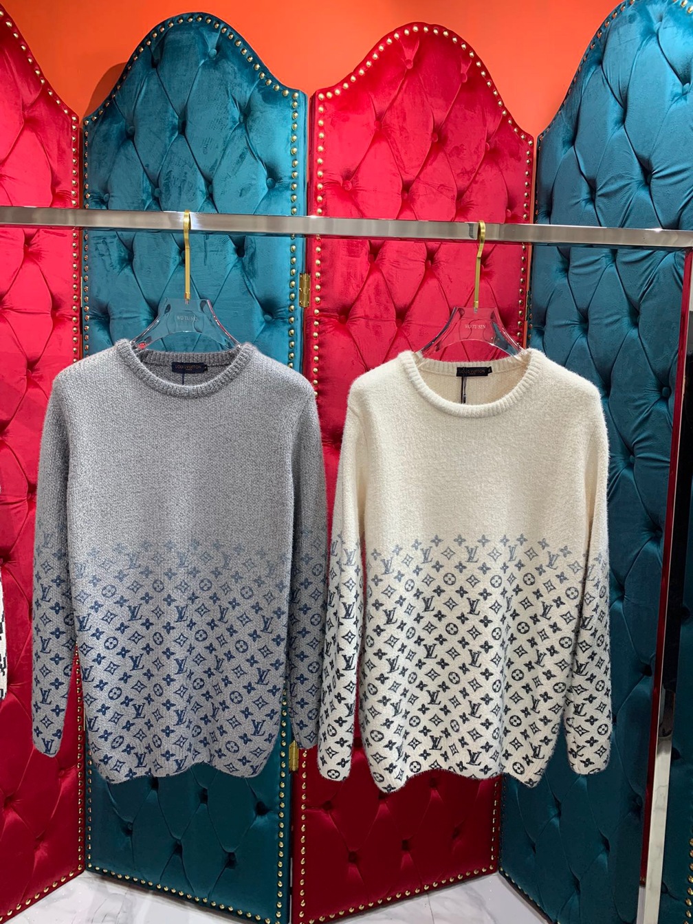 Sweaters Len Lv Hoa Tiet Logo Than Ao
