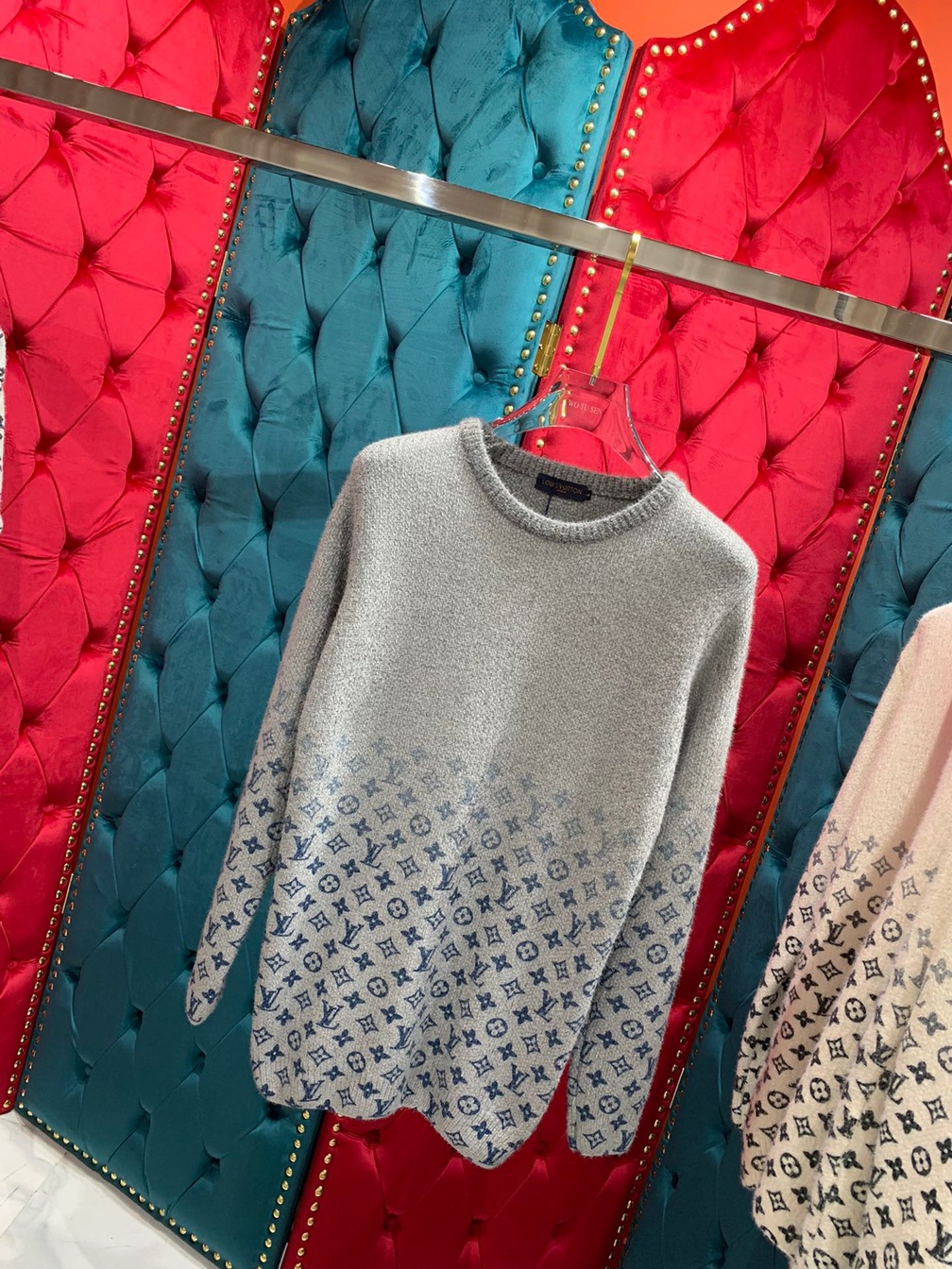 Sweaters Len Lv Hoa Tiet Logo Than Ao