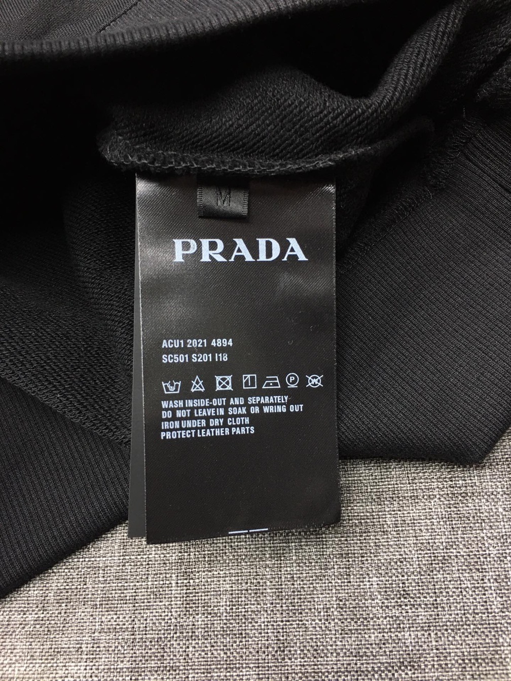 Jacket Gio Prada Tui Logo Thao Roi