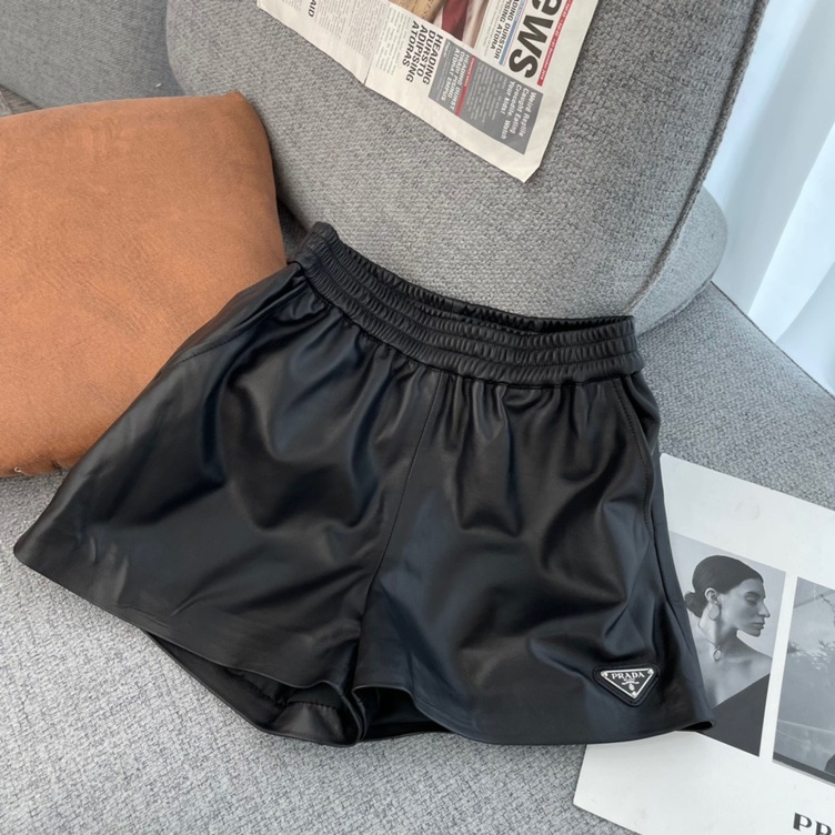 Prada Short Leather Woman Ss2022