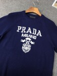 Sweaters Len Prada Logo Mat Truoc