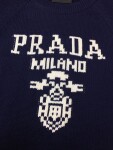 Sweaters Len Prada Logo Mat Truoc