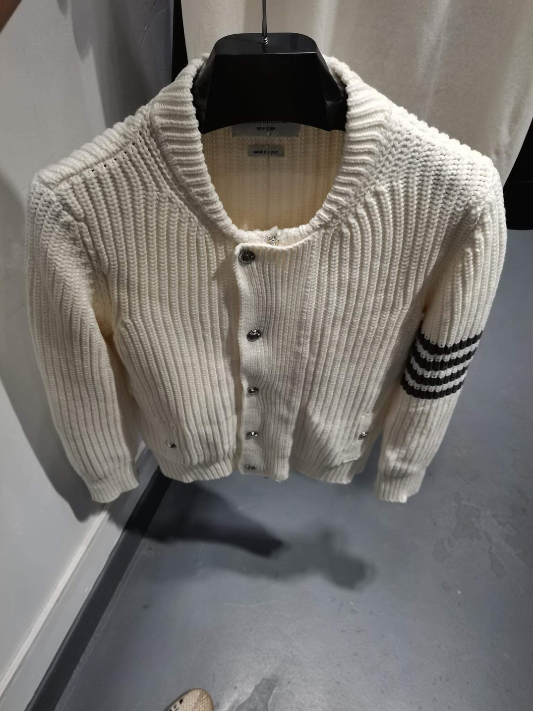 Bomber Thom Len Thung 3 Soc