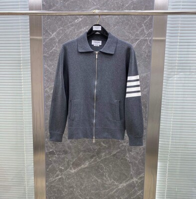 Polo Thom Dai Tay Zip Soc Tay Phai