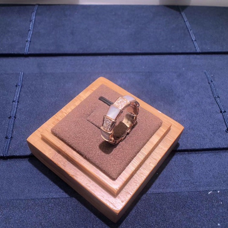 Bvlgari Serpenti Band Viper Ring In 18kt Rose Gold Set With Mother Of Pearl And Pave Diamonds