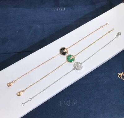 Amulette De Cartier Bracelet