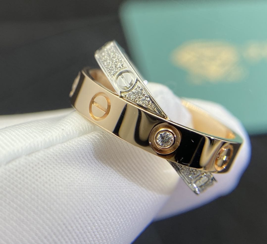 Cartie Love Ring Diamond Paved