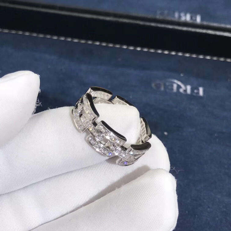 Cartier 18k White Gold Diamond Maillon Panthere Ring