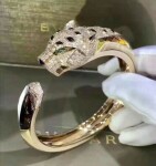 Cartier 18k Yellow Gold Diamondemerald And Onyx Panthere De Cartier Bracelet