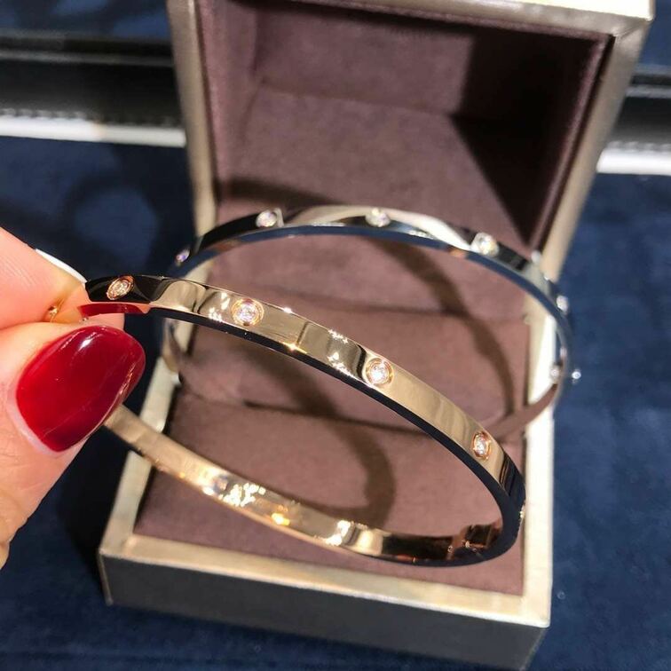 Cartier Love Bracelet 10 Diamond Small