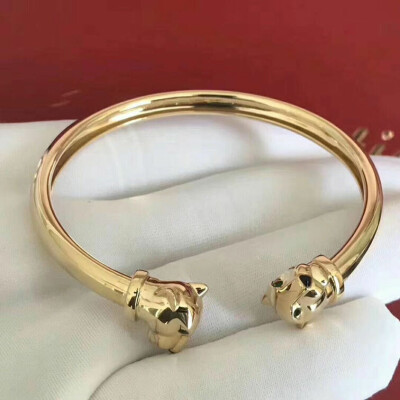 Cartier Panthere De Cartier Tsavorite Onyx 18k Yellow Gold Two Head Panthere Open Bracelet