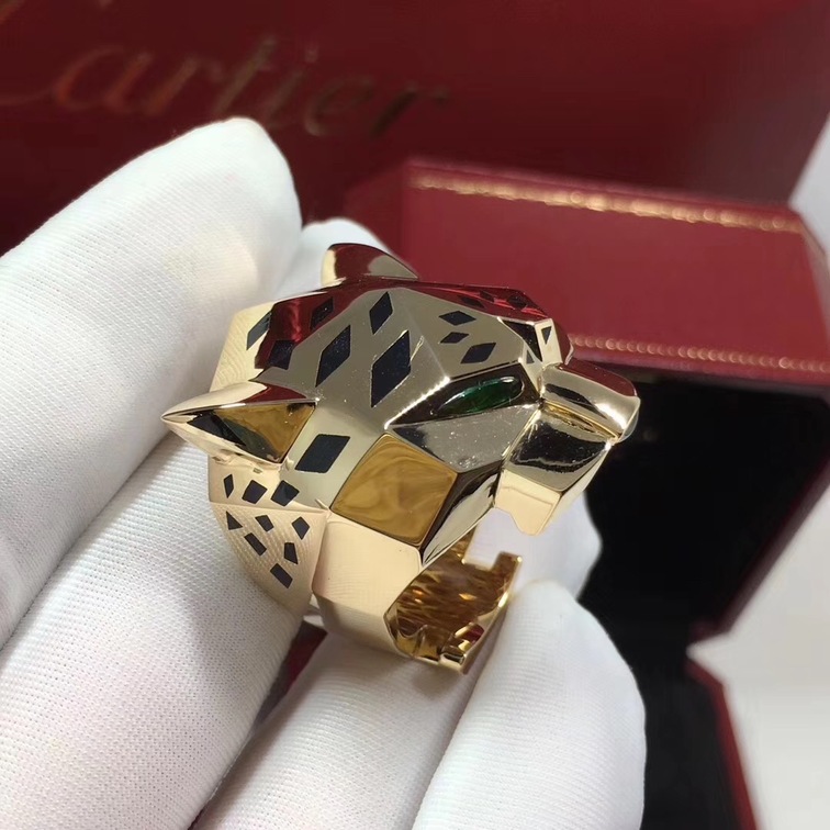 Panthere De Cartier 18k Yellow Gold Ring With Black Lacquer Onyx Peridot
