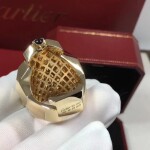 Panthere De Cartier 18k Yellow Gold Ring With Black Lacquer Onyx Peridot
