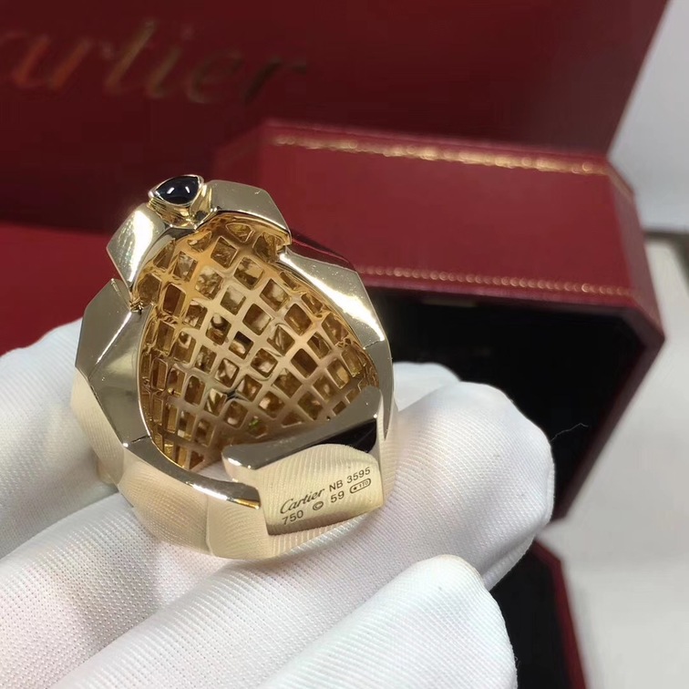 Panthere De Cartier 18k Yellow Gold Ring With Black Lacquer Onyx Peridot