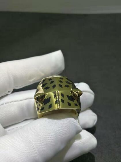 Panthere De Cartier 18k Yellow Gold Ring With Black Lacquer Onyx Peridot