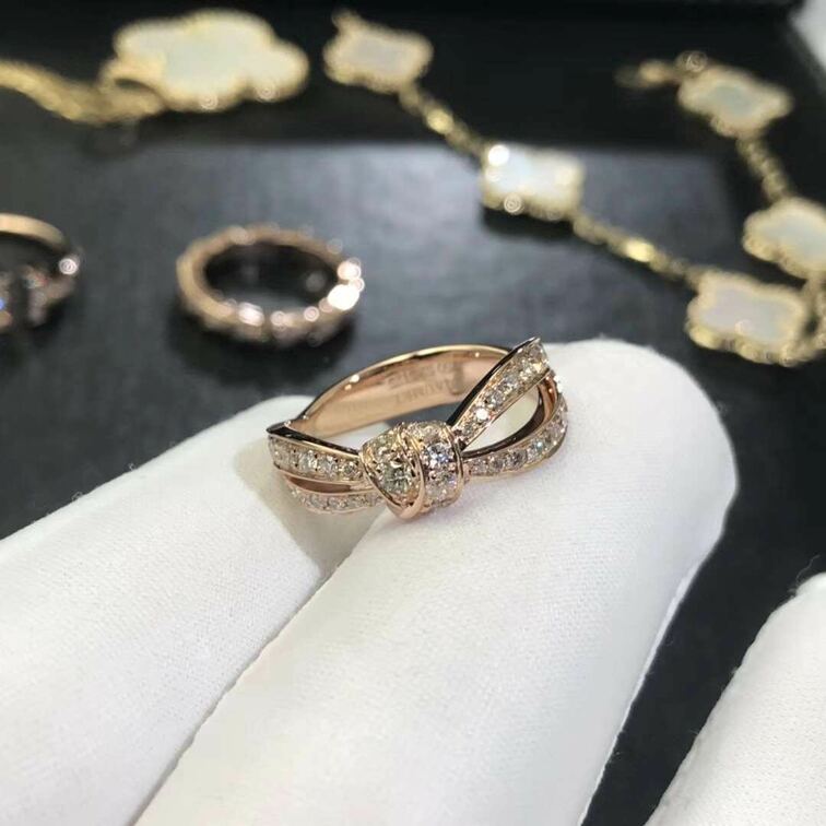 Chaumet Liens Seduction 18ct Pink Gold Diamond Bow Ring