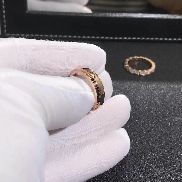 Piaget Possession Ring 18k Rose Gold Three Circle With Diamonds