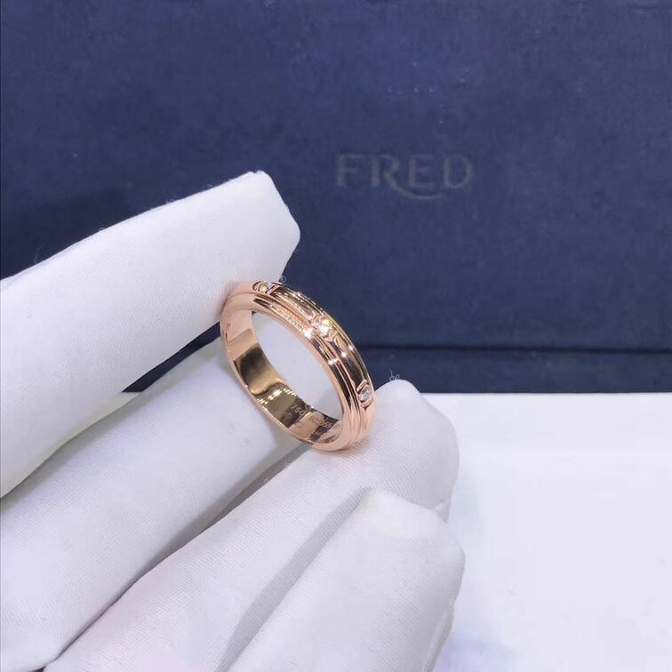 Piaget Possession Ring 18k Rose Gold Three Circle With Diamonds