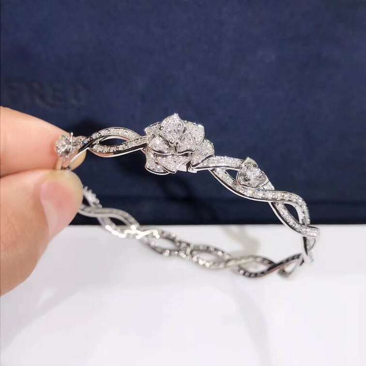 Piaget Rose Bracelet In 18k White Gold Set With 190 Brilliant Cut Diamonds