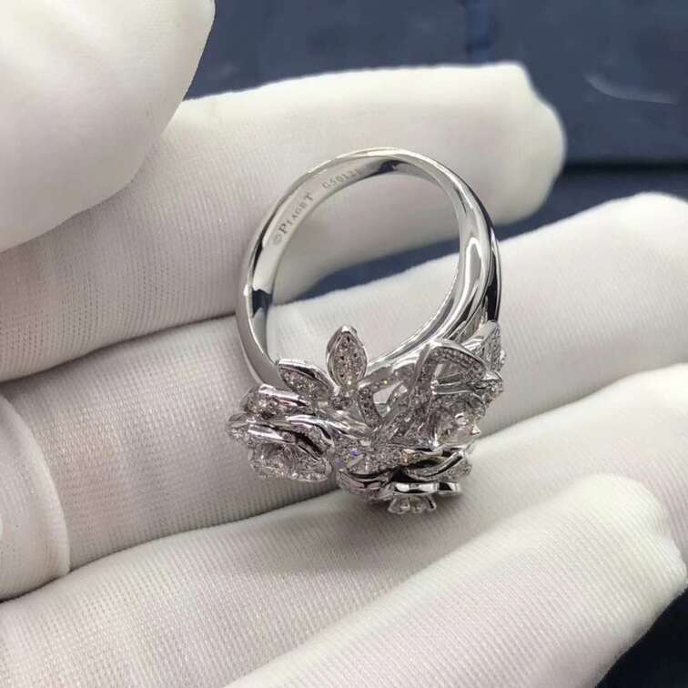 Piaget Rose Ring In 18k White Gold Set With 182 Brilliant Cut Diamonds