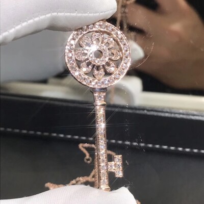 Tiffany Co Petal Key Pendant Necklace 18k Rose Gold With Pave Diamonds Large Size