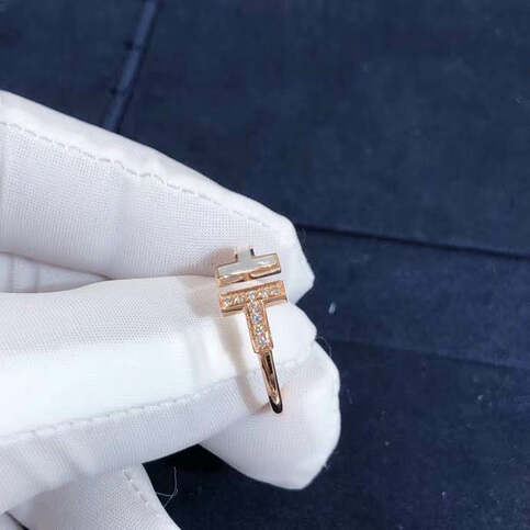 Tiffany T Ring T Two 18k Rose Gold White Mother Of Pearl With Diamonds
