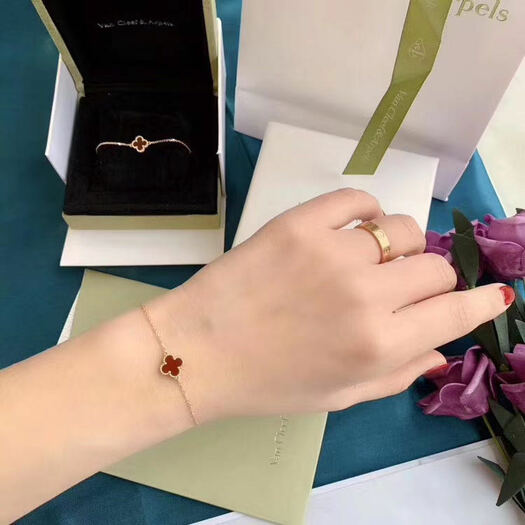 Van Cleef Arpels 18k Gold Sweet Alhambra Bracelet