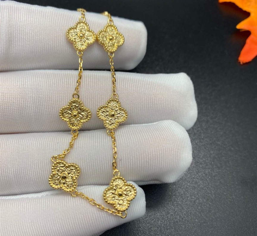 Van Cleef Arpels 18k Gold Yellow Sweet Alhambra Bracelet 6 Motifs
