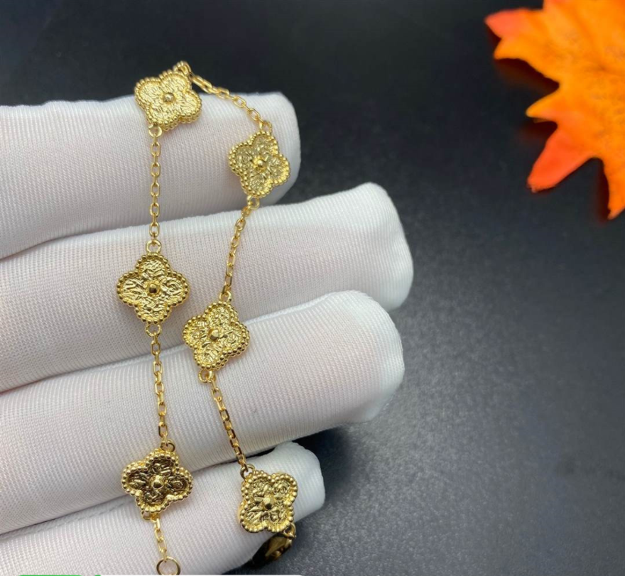 Van Cleef Arpels 18k Gold Yellow Sweet Alhambra Bracelet 6 Motifs