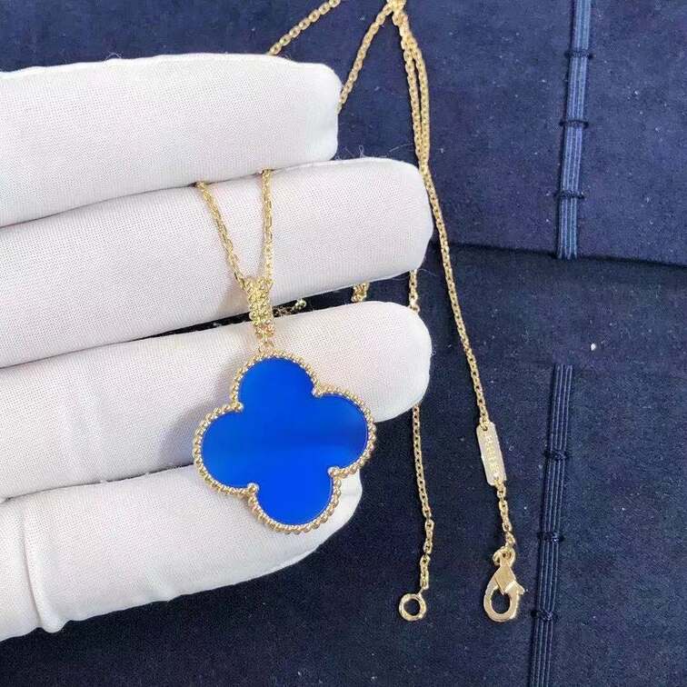 Van Cleef Arpels 18k Yellow Gold 1 Motifs Blue Agate Magic Alhambra Pendant Long Necklace