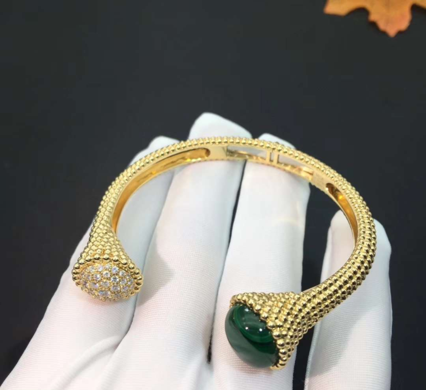 Van Cleef Arpels 18k Yellow Gold Diamond And Malachite Perlee Couleurs Medium Model Bracelet