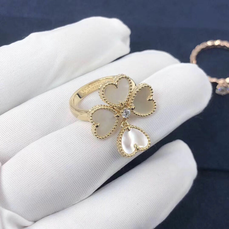 Van Cleef Arpels 18k Yellow Gold Diamond And Mother Of Pearl Sweet Alhambra Effeuillage Ring