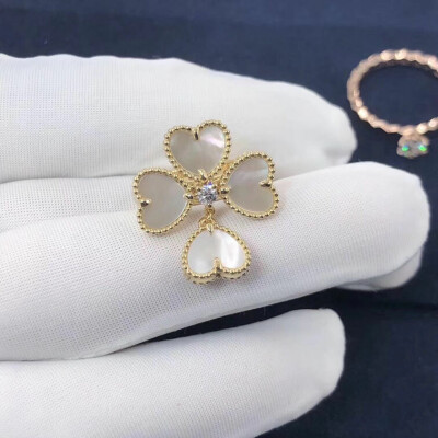 Van Cleef Arpels 18k Yellow Gold Diamond And Mother Of Pearl Sweet Alhambra Effeuillage Ring