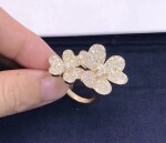 Van Cleef Arpels 18k Yellow Gold Frivole Diamond Between The Finger Ring