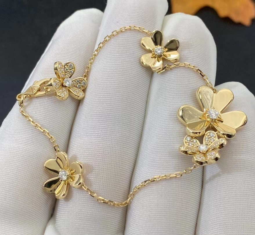 Van Cleef Arpels Frivole Bracelet 5 Flowers 18k Yellow Gold Diamond