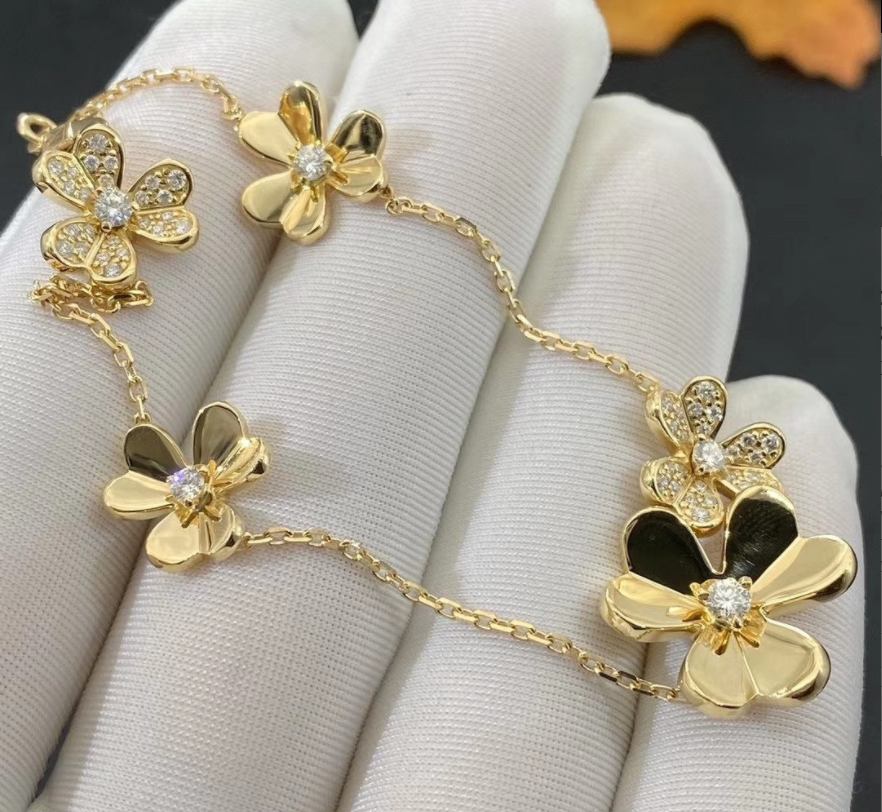 Van Cleef Arpels Frivole Bracelet 5 Flowers 18k Yellow Gold Diamond
